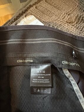 Claiborne Men’s Dress Pants in Dark Charcoal, L 32
